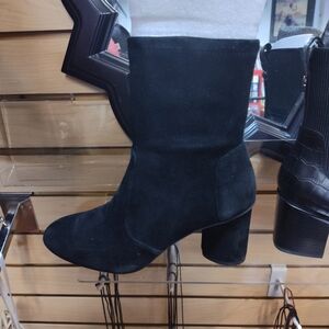 Stuart Weitzman  Block Heel Ankle Boots - Women's Never Worn.